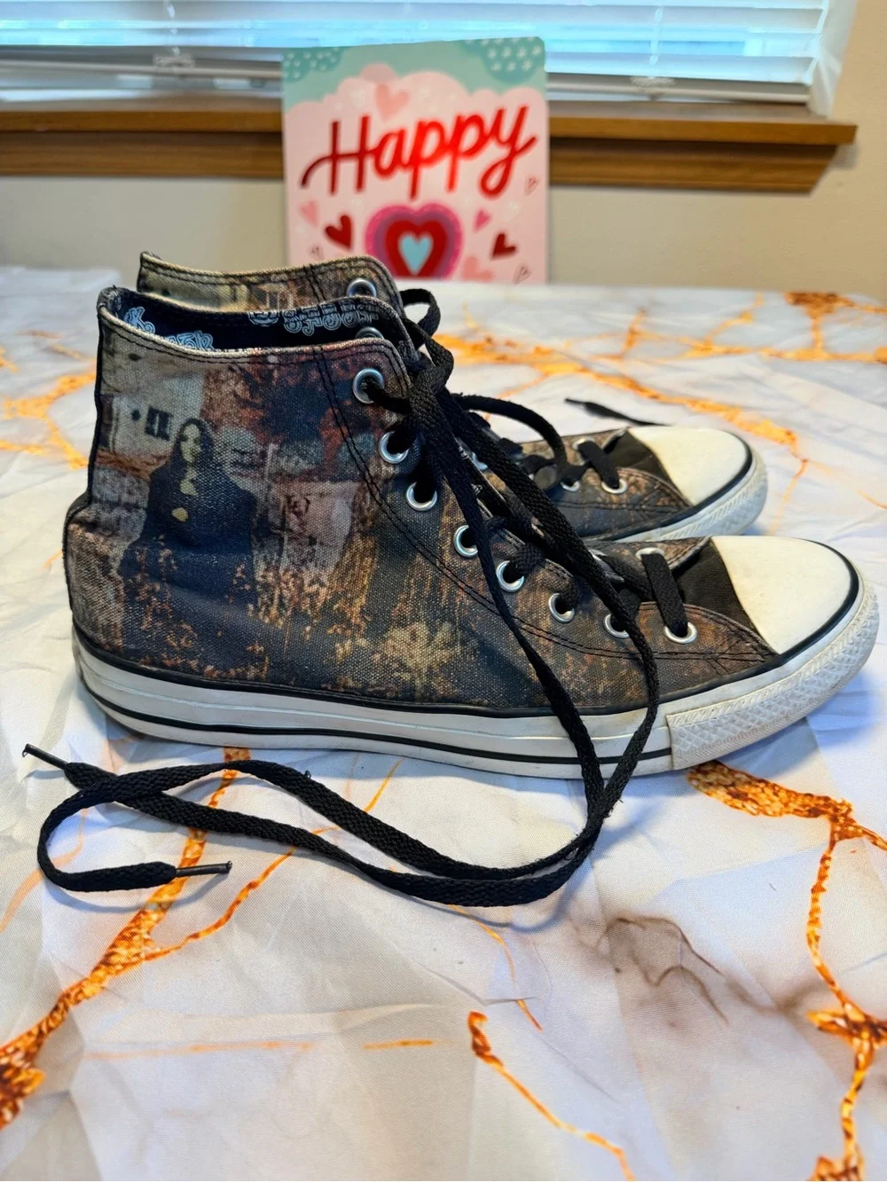 2014 Black Sabbath Converse all Stars size 9 1/2